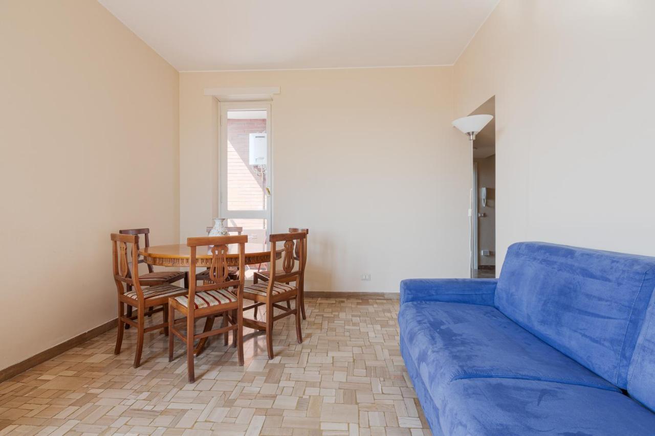 Milano - Roomy Apartment 300 M From M3 Affori Fn! Exterior foto