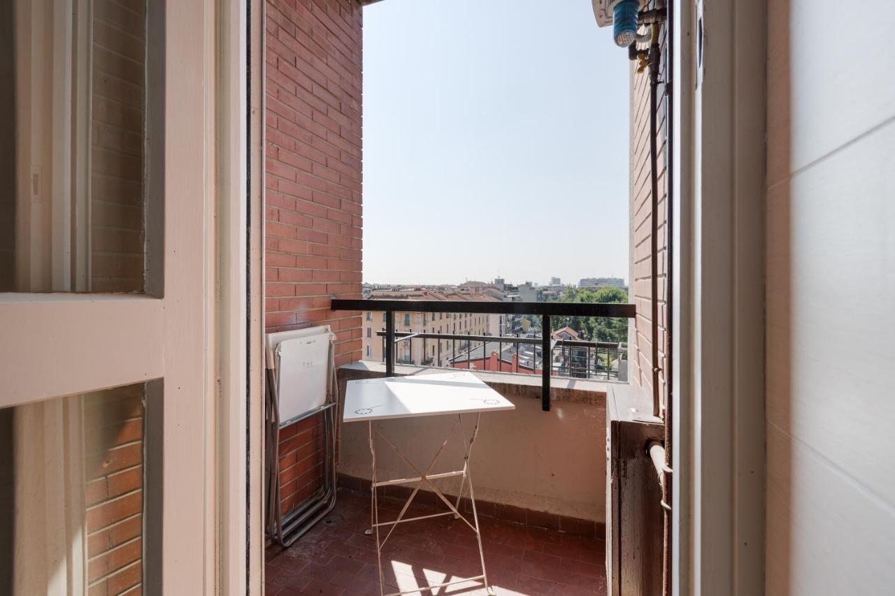 Milano - Roomy Apartment 300 M From M3 Affori Fn! Exterior foto